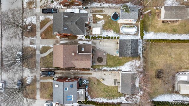 200 N York Street, Dearborn, MI 48128