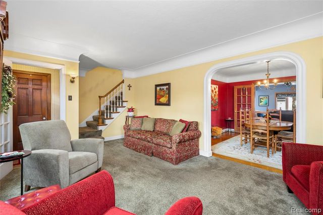 200 N York Street, Dearborn, MI 48128