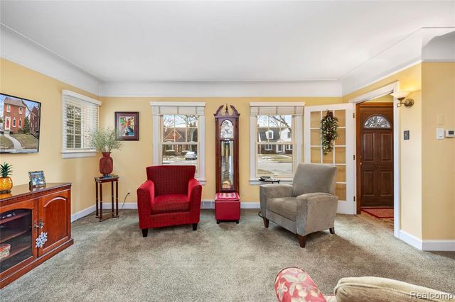 200 N York Street, Dearborn, MI 48128