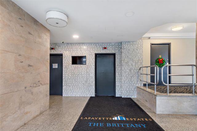 880 Boynton Avenue 10H, Bronx, NY 10473