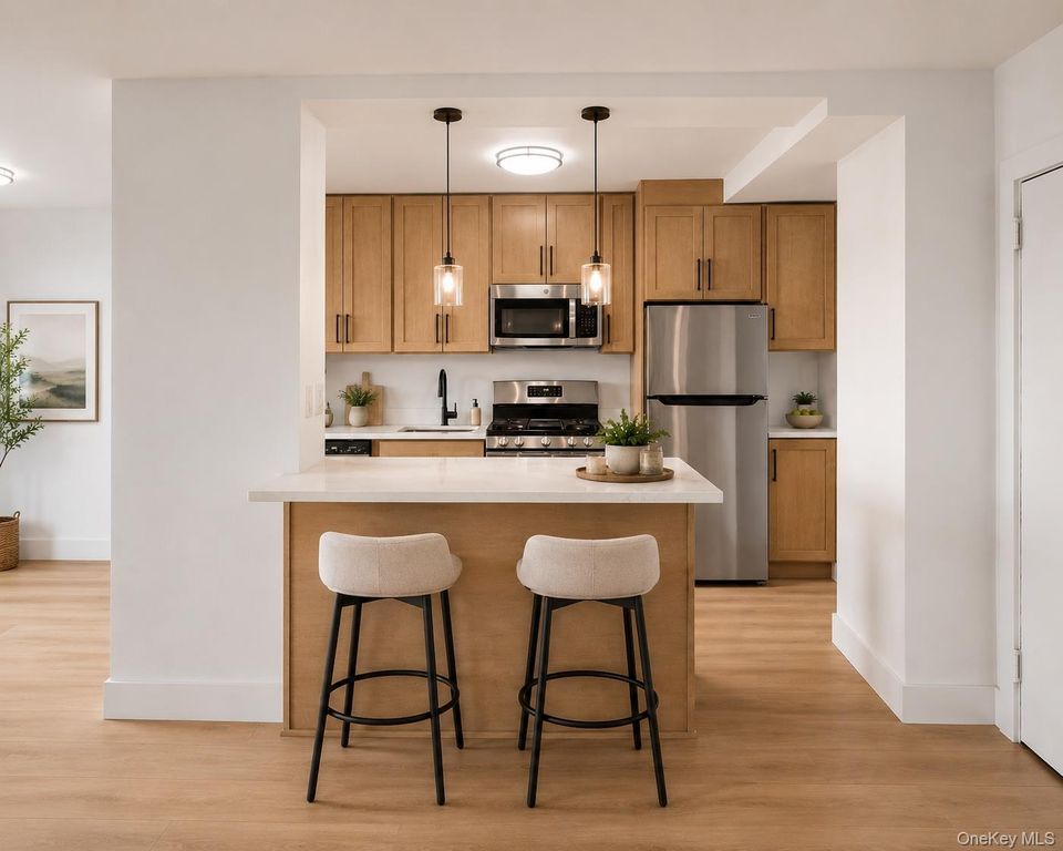880 Boynton Avenue 10H, Bronx, NY 10473