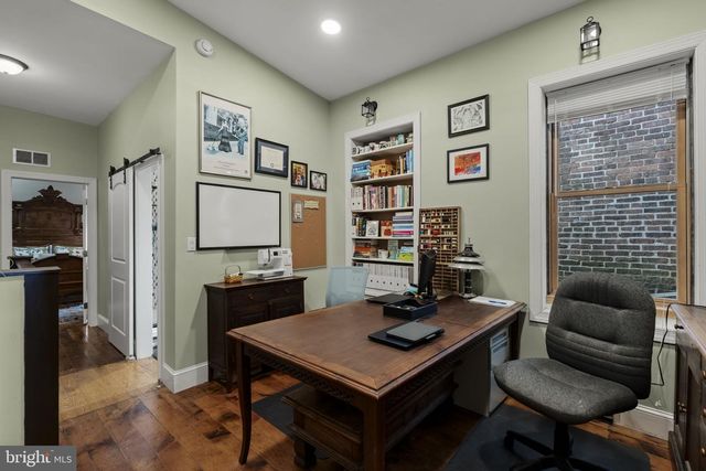 305 N QUEEN ST, Lancaster, PA 17603