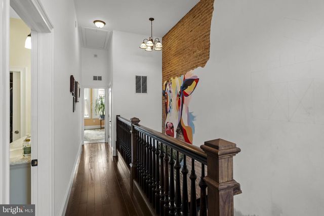305 N QUEEN ST, Lancaster, PA 17603