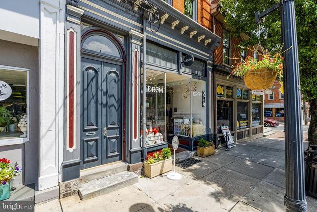 305 N QUEEN ST, Lancaster, PA 17603