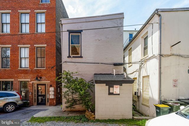 305 N QUEEN ST, Lancaster, PA 17603