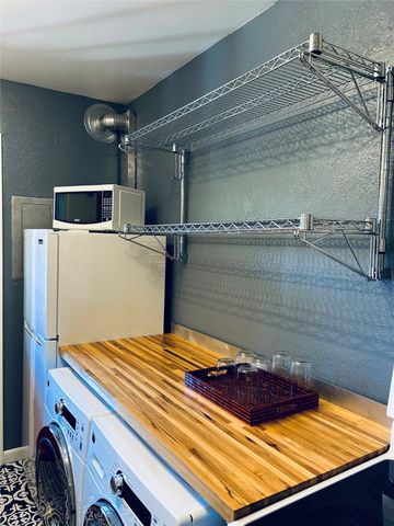 5030 N Hall Street C, Dallas, TX 75235