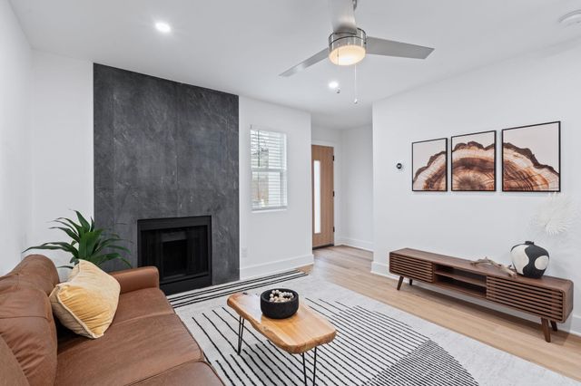 2706 Wheless LN Bldg 5, Austin, TX 78723