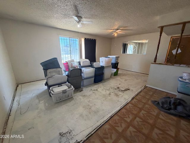 6420 W COLLEGE Drive, Phoenix, AZ 85033