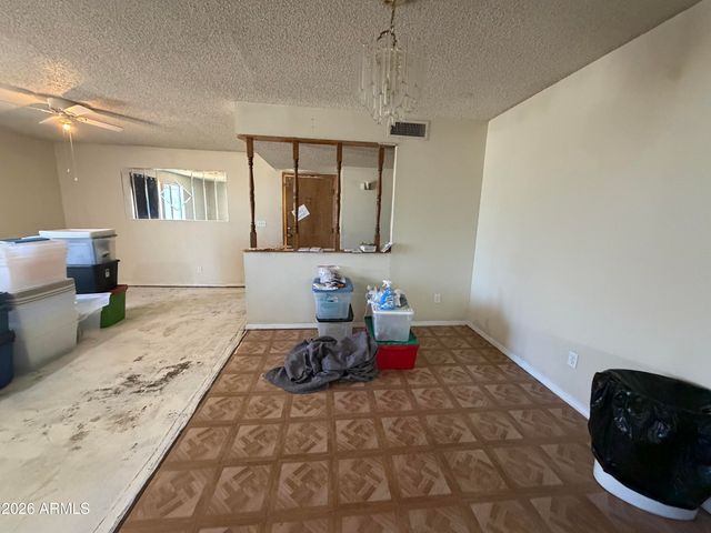 6420 W COLLEGE Drive, Phoenix, AZ 85033