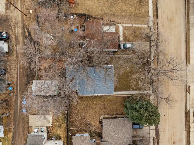 105 17th St SE, Minot, ND 58701