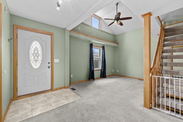 105 17th St SE, Minot, ND 58701