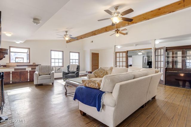 2003 Old Jeanerette Road, New Iberia, LA 70563