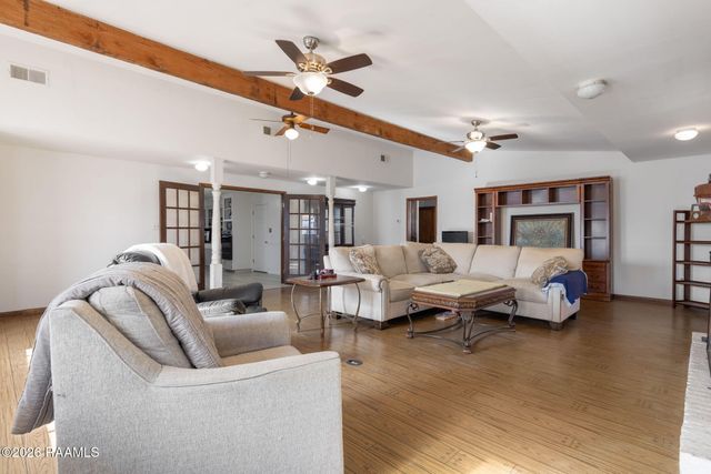 2003 Old Jeanerette Road, New Iberia, LA 70563