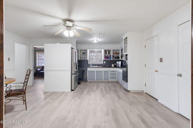 2003 Old Jeanerette Road, New Iberia, LA 70563