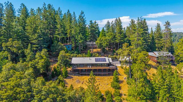 12736 Summit Ridge Dr, Nevada City, CA 95959