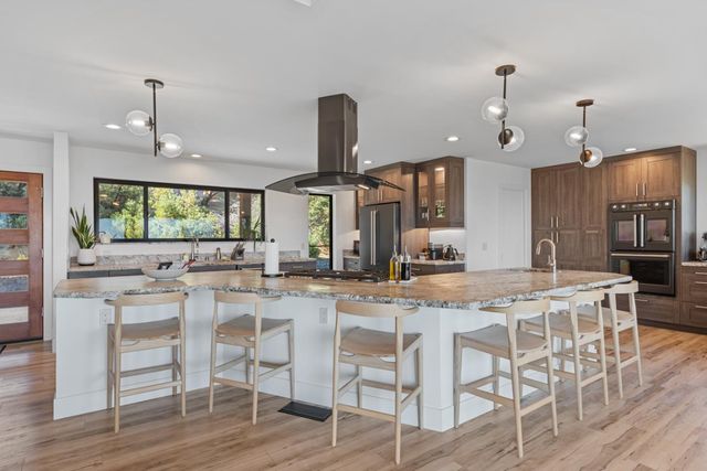 12736 Summit Ridge Dr, Nevada City, CA 95959