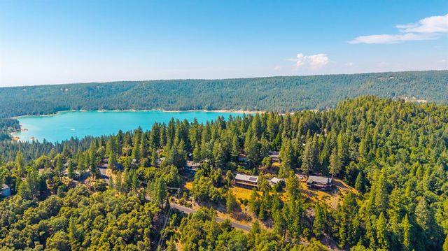 12736 Summit Ridge Dr, Nevada City, CA 95959