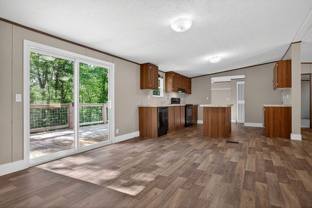67 Medical Cir, Spencer, TN 38585