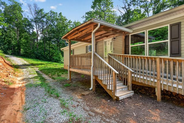 67 Medical Cir, Spencer, TN 38585
