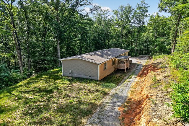 67 Medical Cir, Spencer, TN 38585