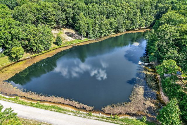 67 Medical Cir, Spencer, TN 38585