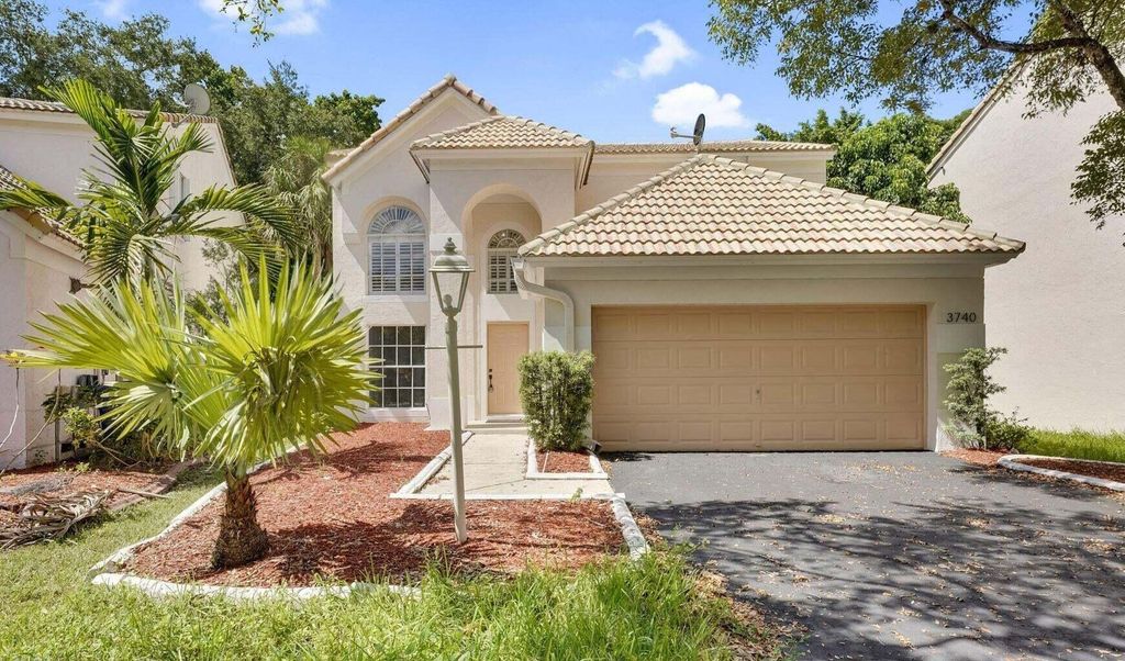 3740 Wilderness Way, Coral Springs, FL 33065