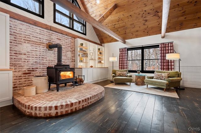 3595 Military Road, Norway, NY 13416