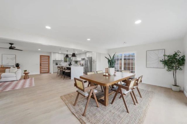 3296 Via Bartolo, San Diego, CA 92111