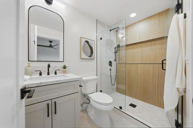 3296 Via Bartolo, San Diego, CA 92111