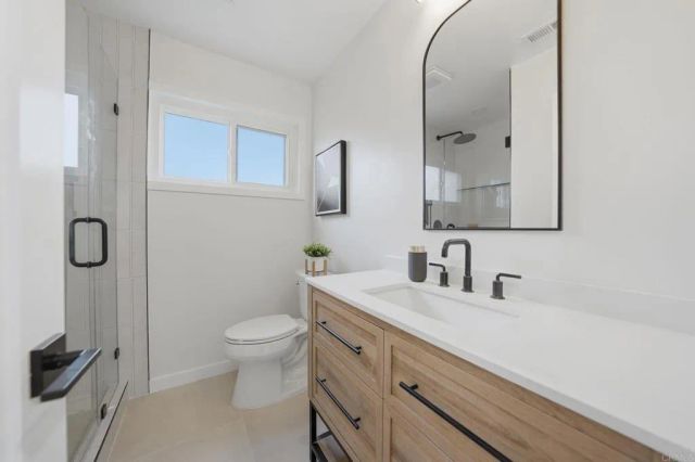 3296 Via Bartolo, San Diego, CA 92111
