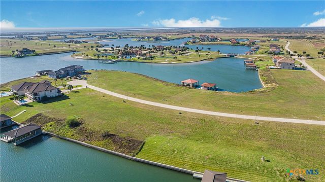 92 Chardonnay Way, Port O'connor, TX 77979