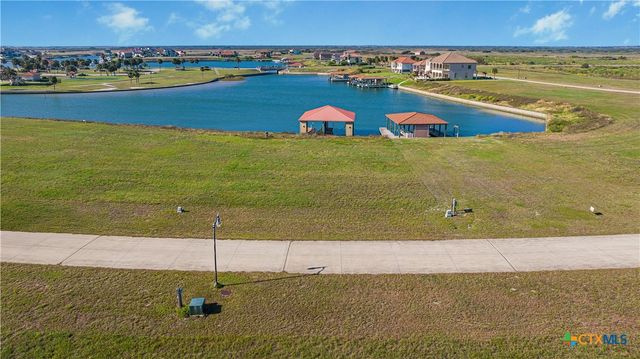 92 Chardonnay Way, Port O'connor, TX 77979