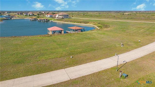 92 Chardonnay Way, Port O'connor, TX 77979