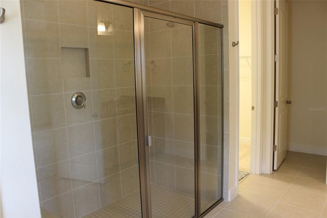 5826 LONG SHORE LOOP, Sarasota, FL 34238