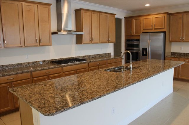 5826 LONG SHORE LOOP, Sarasota, FL 34238