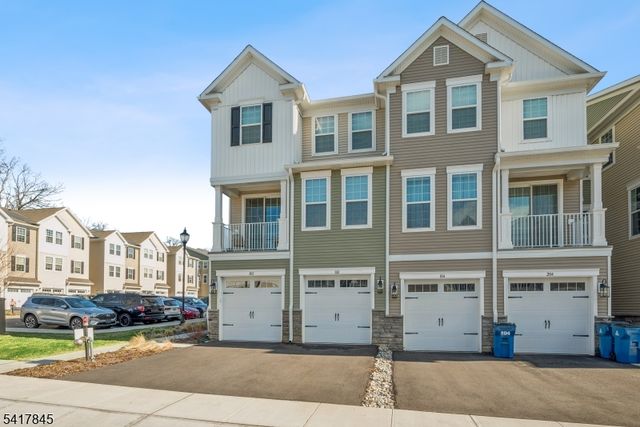 102 IRIS COURT, Warren Twp., NJ 07059