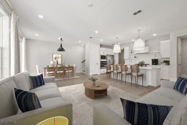 102 IRIS COURT, Warren Twp., NJ 07059