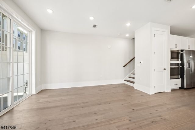 102 IRIS COURT, Warren Twp., NJ 07059