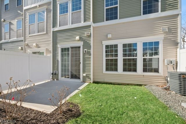 102 IRIS COURT, Warren Twp., NJ 07059