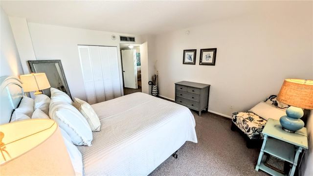 4822 OCEAN BOULEVARD 5F, Sarasota, FL 34242