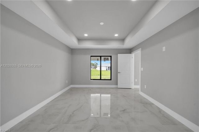 2507 39th ST SW, Lehigh Acres, FL 33976