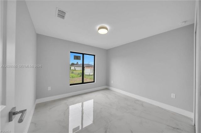 2507 39th ST SW, Lehigh Acres, FL 33976
