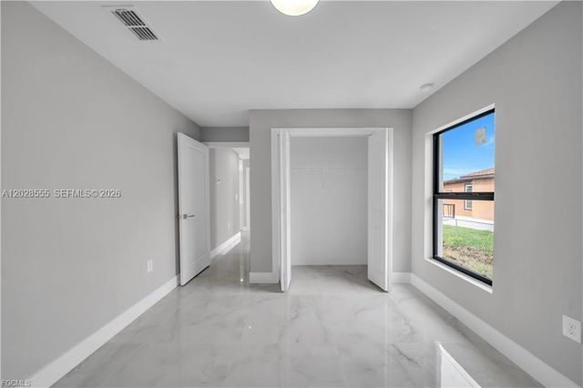 2507 39th ST SW, Lehigh Acres, FL 33976
