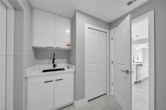 2507 39th ST SW, Lehigh Acres, FL 33976