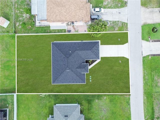 2507 39th ST SW, Lehigh Acres, FL 33976
