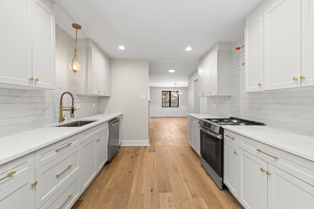 8800 172nd Street, Tinley Park, IL 60487