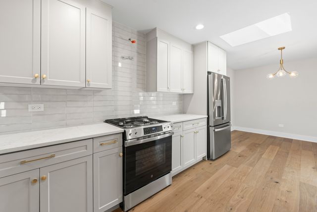 8800 172nd Street, Tinley Park, IL 60487