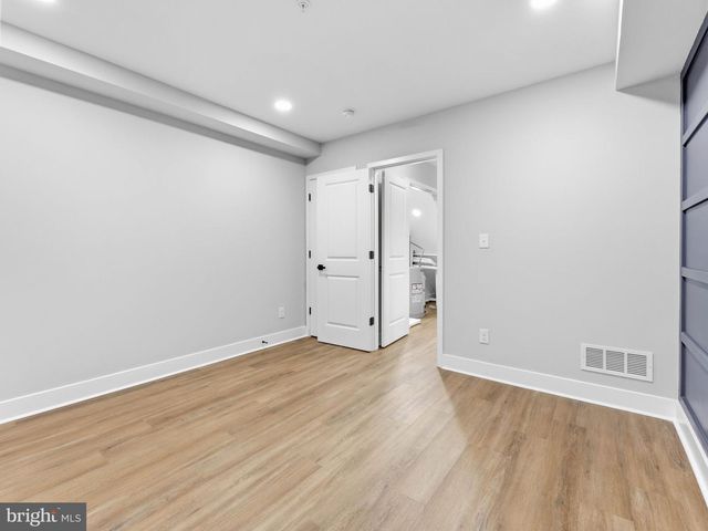 861 N 15TH ST, Philadelphia, PA 19130