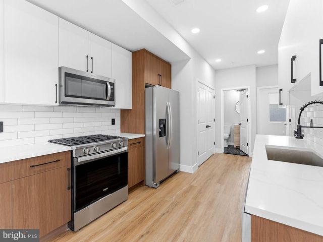 861 N 15TH ST, Philadelphia, PA 19130