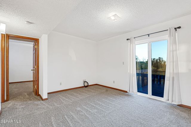 929 Totonaca Lane, El Paso, TX 79912